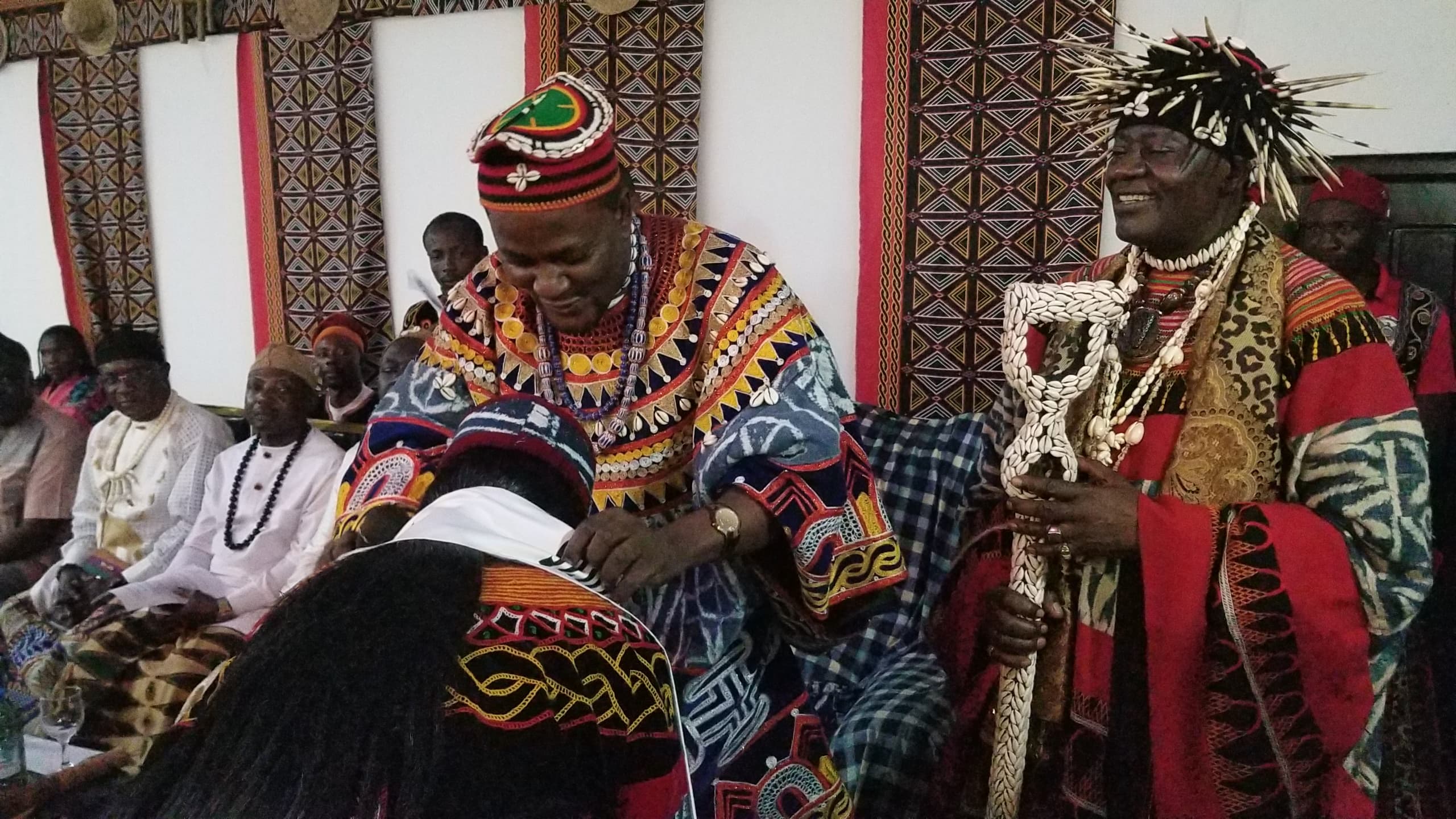 CHIEF Bajon Bihai III RECEIVED IN BUEA LIKE JESUS CHRIST IN JERUSALEM 